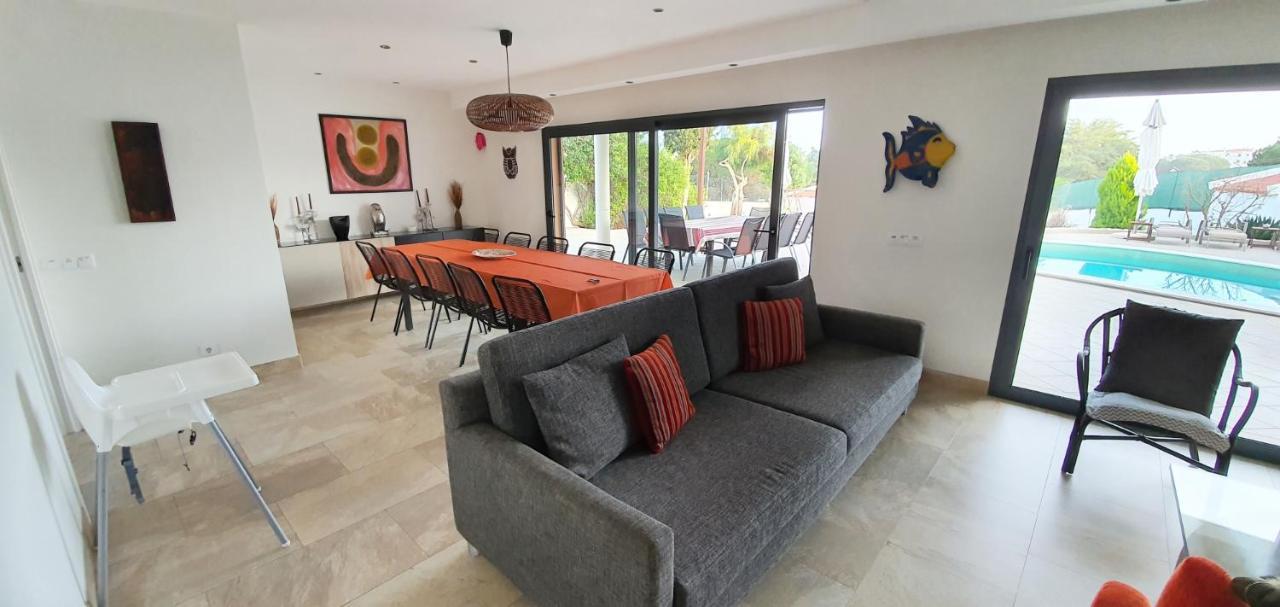 Villa Margarida By Laranjal Rentals البوفيرا المظهر الخارجي الصورة